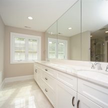 13_1760Elmwood_13_MasterBathroom_LowRes